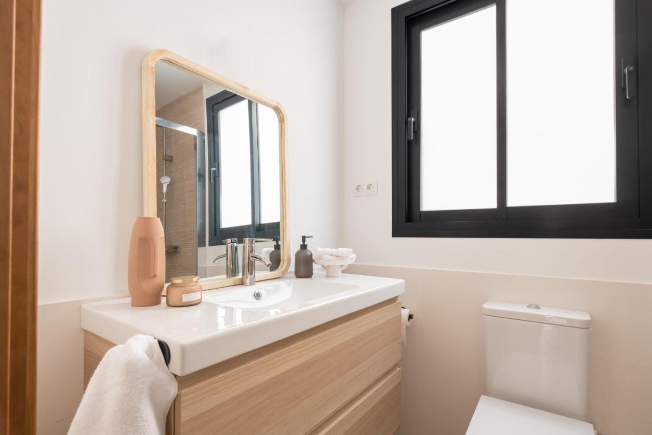 Malasana 13, Nuevo Apartamento 2 Dormitorios, Centro Historico, Todos Servicios, Barrio Tranquilo, Ms Малага Екстер'єр фото